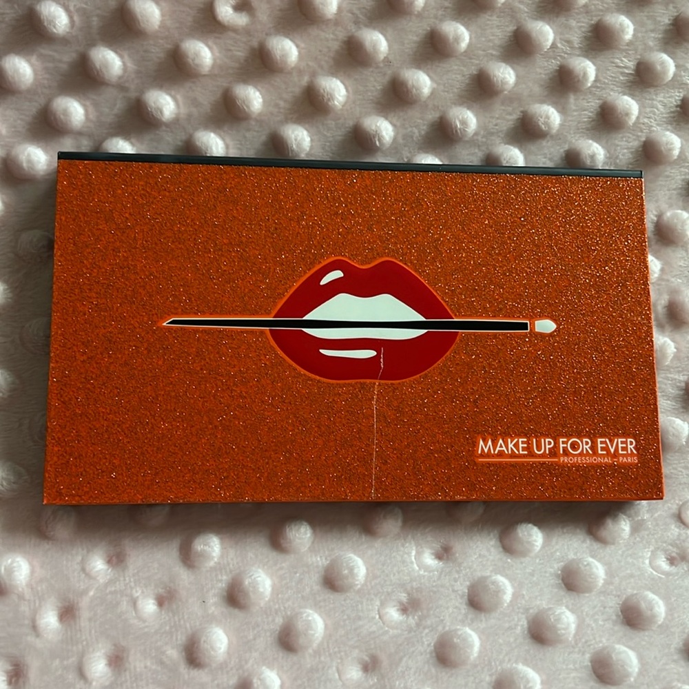 MAKE UP FOREVER 15 ARTIST SHADOW PALETTE